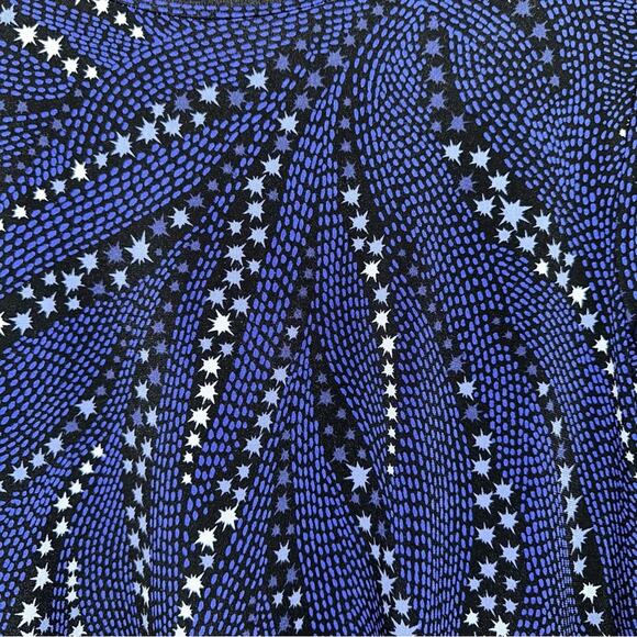 BCBGeneration Long Sleeve Star Shift Dress Size Medium - Picture 3 of 12